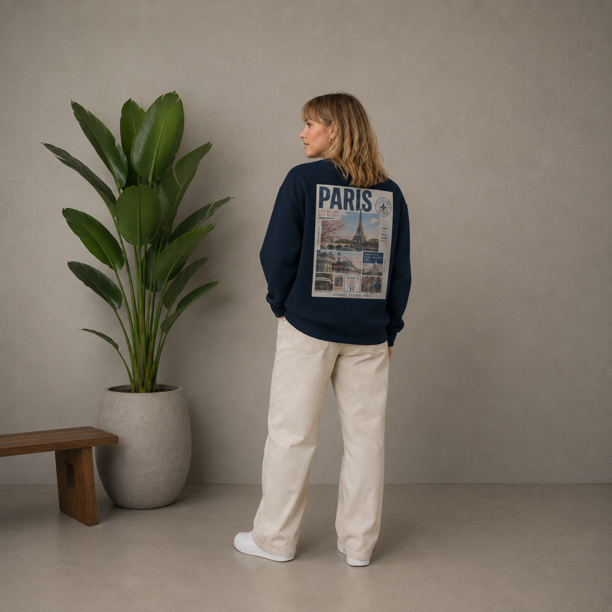Tourist in my own town | Paris Sweatshirt