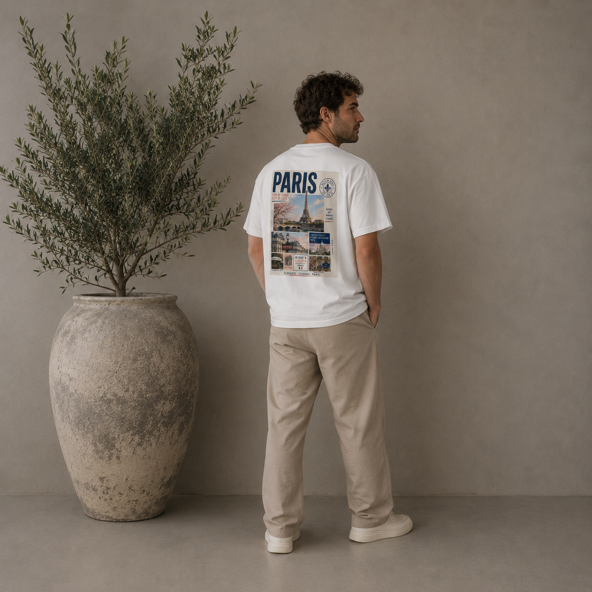 Tourist in my own town | Paris T-Shirt